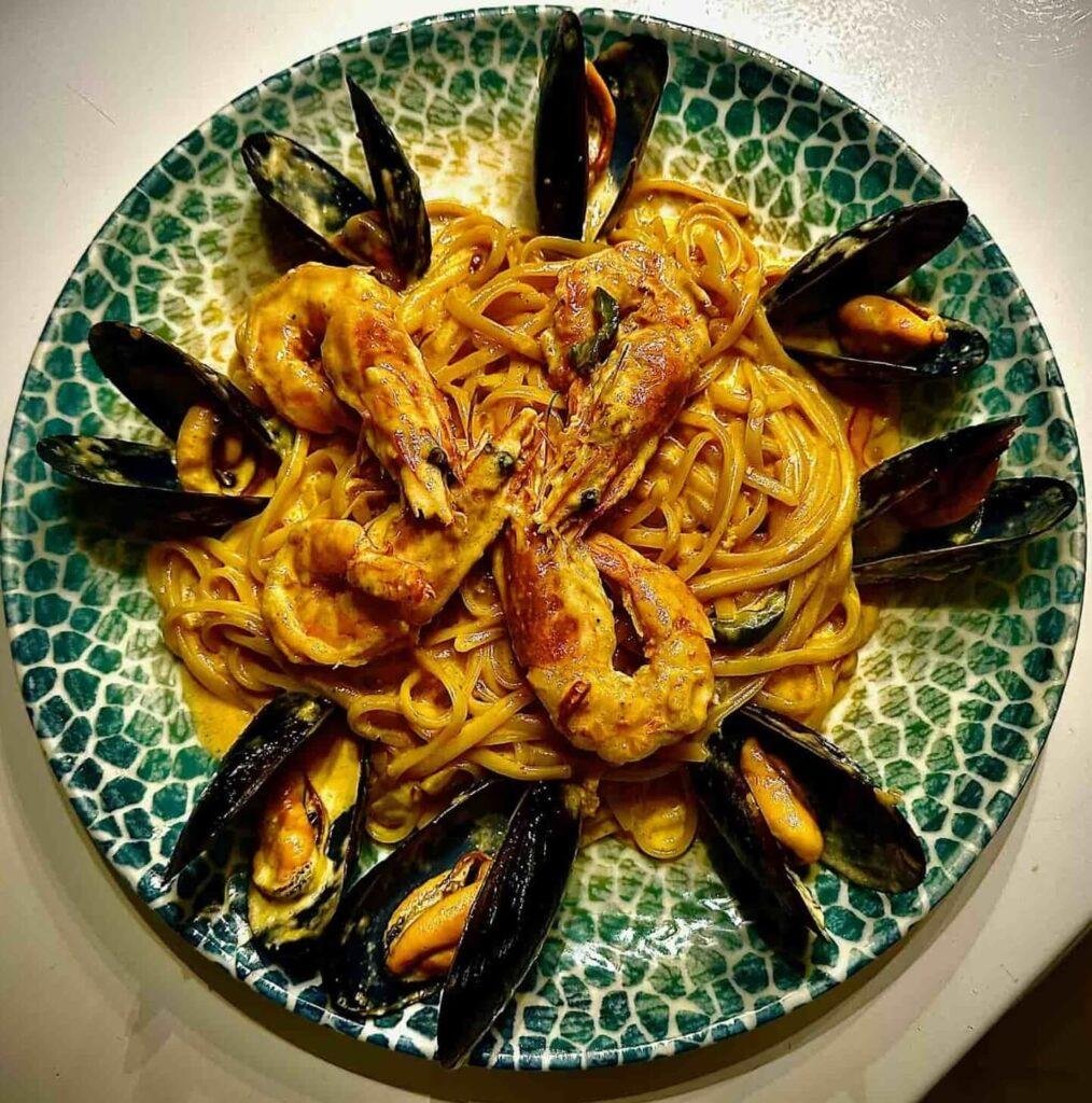 spaghetti with shrimps